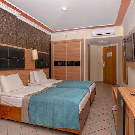 Armas Kaplan Paradise Hotel 4*